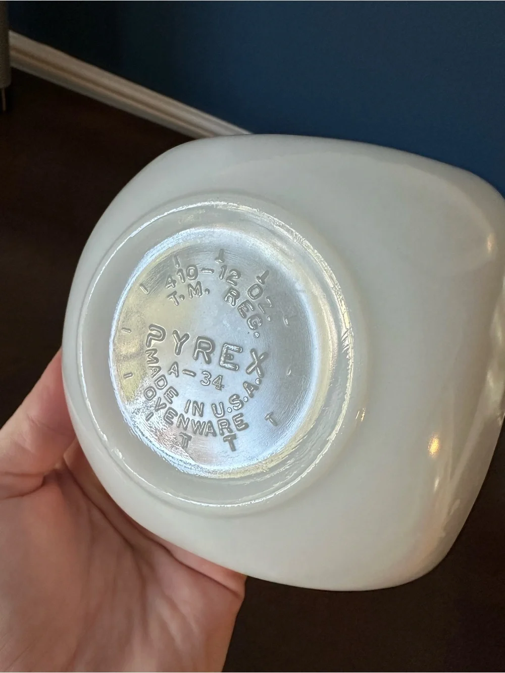 Vintage Pyrex 410 Milk Glass Square Bowls – Set of 2